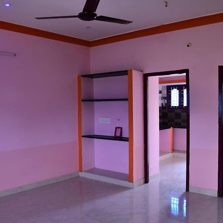 Ramana Maharshi Gaestehaus Apartment Tiruvannamalai Exterior photo